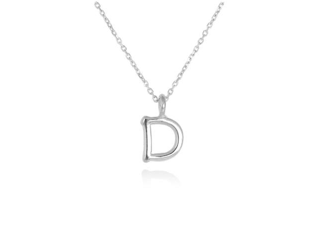 Colgante letra D en oro blanco 18kt de Marina Garcia Joyas en plata Gargantilla de Oro blanco de 18 Kt. (largo: 40-42 cm.) (Altura de letra: 7 mm.)