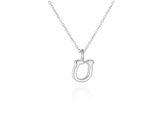 Colgante letra U en oro blanco 18kt de Marina Garcia Joyas en plata Gargantilla de Oro blanco de 18 Kt. (largo: 40-42 cm.) (Altura de letra: 7 mm.)