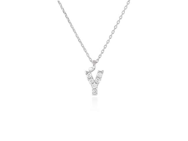 Necklace in 18kt. Gold and diamonds de Marina Garcia Joyas en plata Necklace in rodhium plated 18kt white gold with 6 diamonds carat total weight 0.05 (Color: Top Wesselton (G) Clarity: SI). Height of letter: 6 mm. Adjustable gold chain in 40-42 cm.