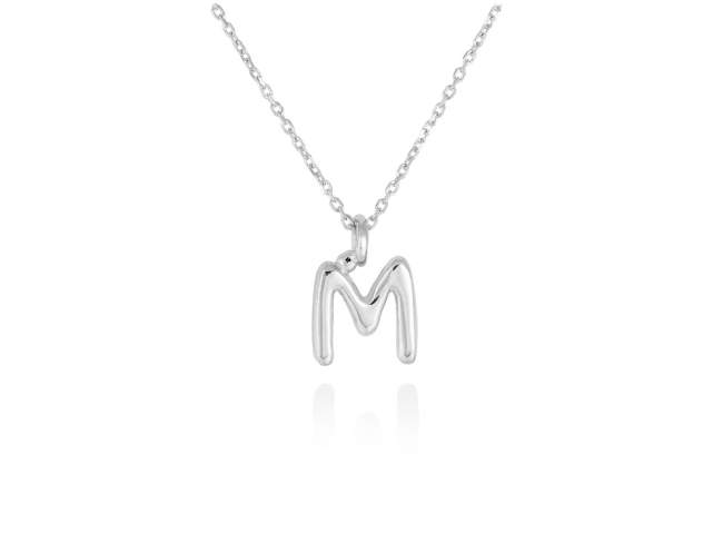 Colgante letra M en oro blanco 18kt de Marina Garcia Joyas en plata Gargantilla de Oro blanco de 18 Kt. (largo: 38-40 cm.) (Altura de letra: 7 mm.)