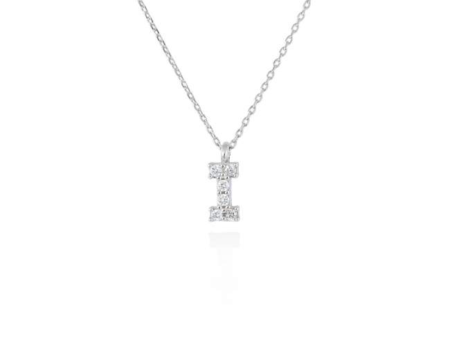 Necklace in 18kt. Gold and diamonds de Marina Garcia Joyas en plata Necklace in rodhium plated 18kt white gold with 6 diamonds carat total weight 0.05 (Color: Top Wesselton (G) Clarity: SI). Height of letter: 6 mm. Adjustable gold chain in 38-40 cm.