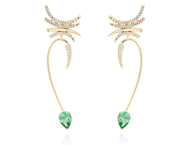 Earrings DREAM green in golden silver de Marina Garcia Joyas en plata Earrings in 18kt yellow gold plated 925 sterling silver, white cubic zirconia and synthetic stone in emerald color. (dimensions of the jewel: 7,5 x 2,5 cm )