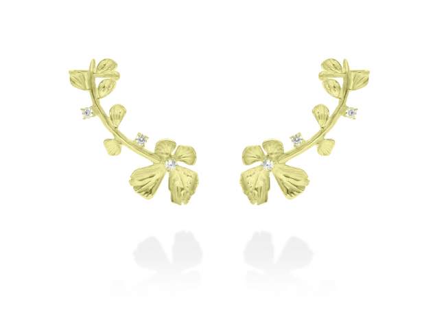 Climber Earring Guipur  in golden silver de Marina Garcia Joyas en plata Earrings in 18kt yellow gold plated 925 sterling silver and white cubic zirconia. (size: 4,2 x  2 cm.)