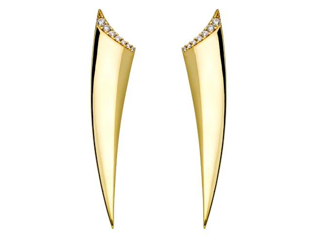 Earrings Palm  in golden silver de Marina Garcia Joyas en plata Earrings in 18kt yellow gold plated 925 sterling silver with white cubic zirconia. (size: 6,3 x 1,2 cm.)