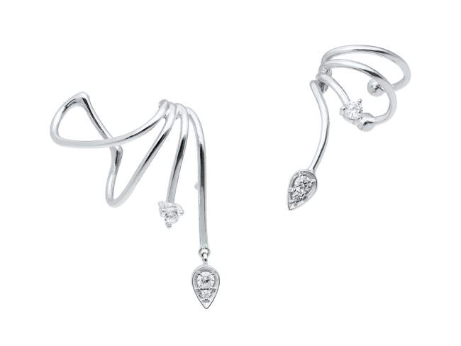 Climber Earring Saut  in silver de Marina Garcia Joyas en plata Earrings in rhodium plated 925 sterling silver with white cubic zirconia. (size: 3 x 1,5 cm.)