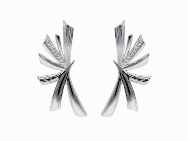 Earrings Spine piedras  in silver de Marina Garcia Joyas en plata Earrings in rhodium plated 925 sterling silver and white cubic zirconia. (size: 4,3 x 2 cm.)