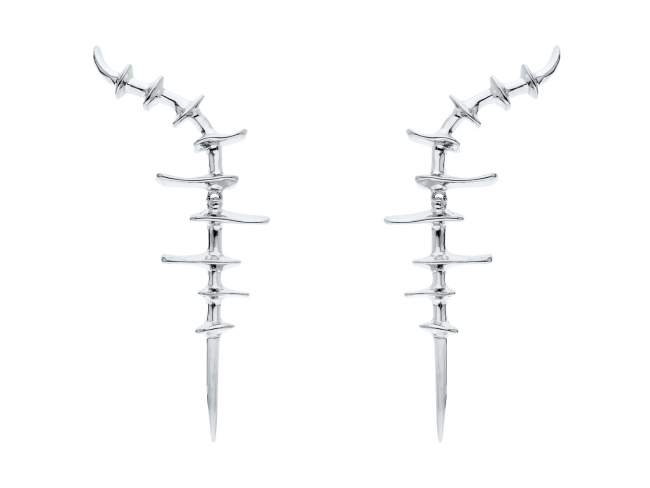 Earrings Vertebral  in silver de Marina Garcia Joyas en plata Climber Earrings in rhodium plated 925 sterling silver. (size: 6 x 2 cm.)