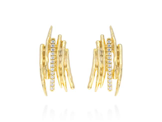 Earrings Line piedras  in golden silver de Marina Garcia Joyas en plata Earrings in 18kt yellow gold plated 925 sterling silver and white cubic zirconia. (size: 3 x 1,5 cm.)