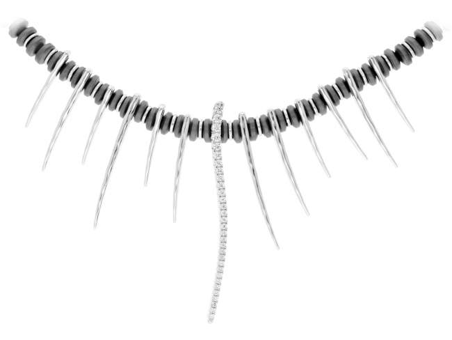 Necklace Vertebral  in silver de Marina Garcia Joyas en plata Necklace in rhodium plated 925 sterling silver, white cubic zirconia and hematite. (length: 39+3 cm.)