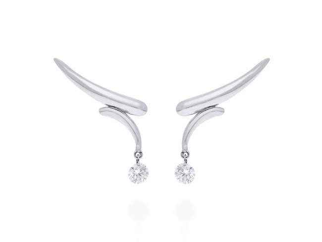 Earrings   in 18kt white Gold and diamonds de Marina Garcia Joyas en plata Earrings in rodhium plated 18kt white gold with 2 diamonds carat total weight 0.14 with a laser drill on bezel facet. (size: 16 x 11 mm.)