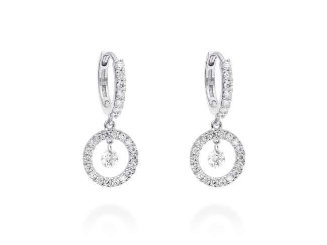 Pendientes   en Oro blanco 18Kt y diamantes de Marina Garcia Joyas en plata Pendientes de Oro blanco de primera ley (750/1000) con 2 diamantes de peso total 0,14 qt. con taladro laser en faceta cuadrangular superior y 50 diamantes de peso total 0,45 qt. (Color: Top Wesselton (G) Pureza: SI). (tamaño: 2,7 cm.)