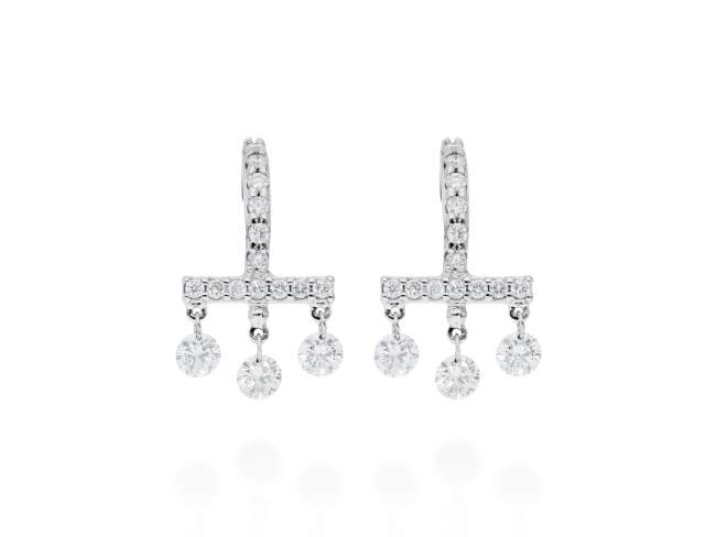 Pendientes   en Oro blanco 18Kt y diamantes de Marina Garcia Joyas en plata Pendientes de Oro blanco de primera ley (750/1000) con 6 diamantes de peso total 0,42 qt. con taladro laser en faceta cuadrangular superior y 26 diamantes de peso total 0,18 qt. (Color: Top Wesselton (G) Pureza: SI). (tamaño: 1,4 x 9 cm.)